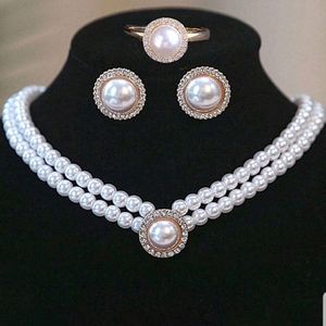 4pcs/set Elegant Vintage Pearl Necklace Set